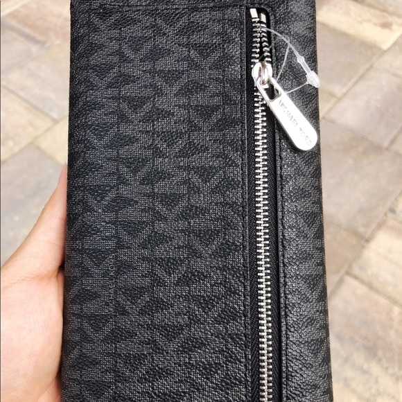 Gaby’sBags👜💕-NWT Michael Kors Trifold Wallet - Picture 4 of 5